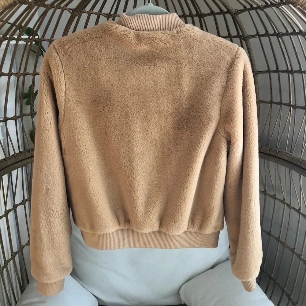 Forever21 teddy bear jacket - Picture 3 of 10